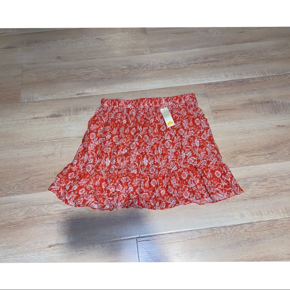 Floral mini skirt